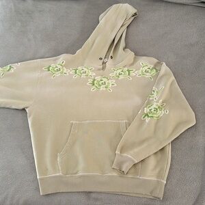 Free People We The Free Made Embroidered Hoodie in Swamp. Size XS.
